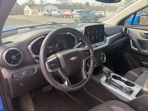 Used 2024 Chevrolet Blazer LT w/ Convenience Package FWD image 15