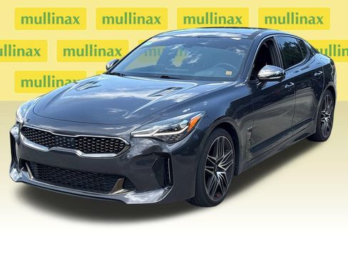 Used 2022 Kia Stinger GT2 w/ Red Interior Color Package RWD image 12