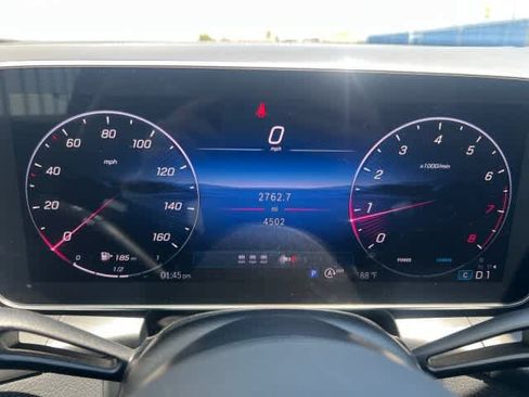 Used 2026 Mercedes-Benz GLC 300 image 32