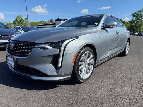 Used 2023 Cadillac CT4 Luxury RWD image 2