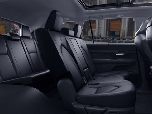 New 2026 Toyota Grand Highlander XLE FWD image 21