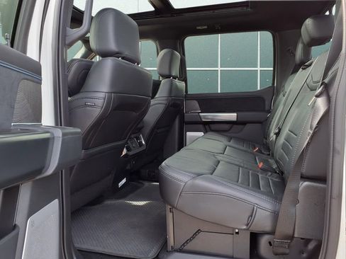 New 2025 Ford F450 Platinum image 21