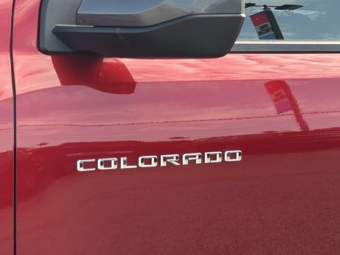 Used 2024 Chevrolet Colorado LT w/ LT Convenience Package II RWD image 28