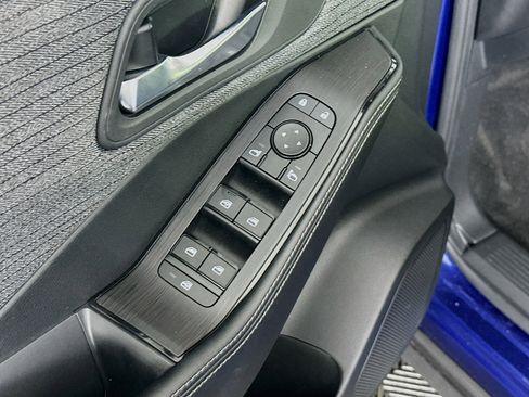 Used 2023 Nissan Rogue SV image 15