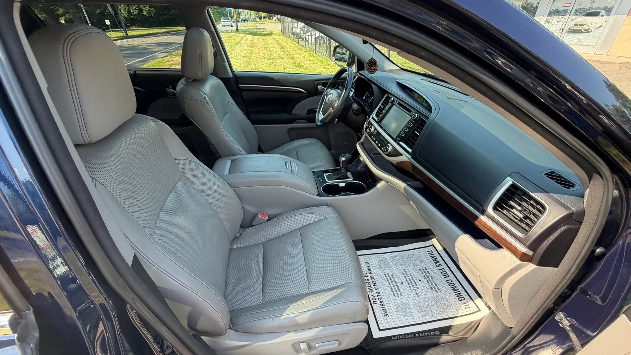 Used 2016 Toyota Highlander Limited AWD/4WD image 13