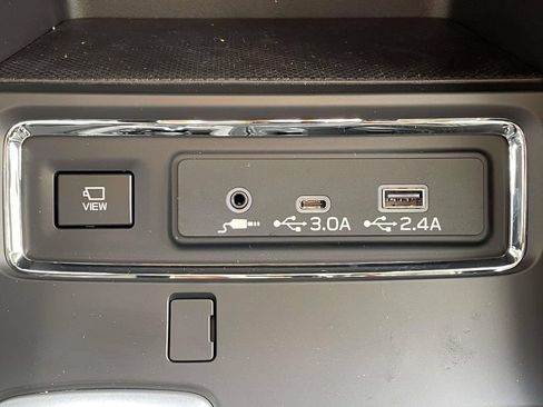 Certified 2026 Subaru Ascent Limited AWD/4WD image 20