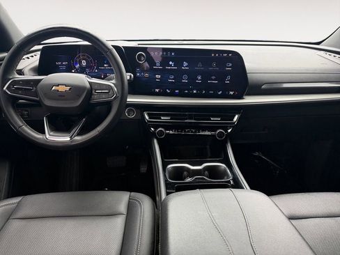 Certified 2025 Chevrolet Traverse LT AWD/4WD image 10