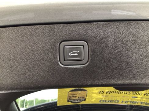 Used 2024 Chevrolet Blazer RS w/ LPO, Floor Liner Package FWD image 42