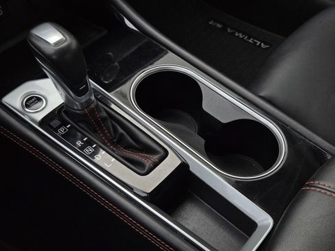 Used 2025 Nissan Altima 2.5 SR image 22