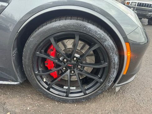 Used 2017 Chevrolet Corvette Grand Sport RWD image 21