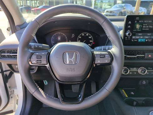 Used 2025 Honda HR-V EX-L image 16