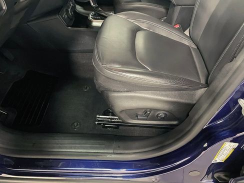 Used 2020 Jeep Renegade Limited w/ Advanced Technology Group image 19