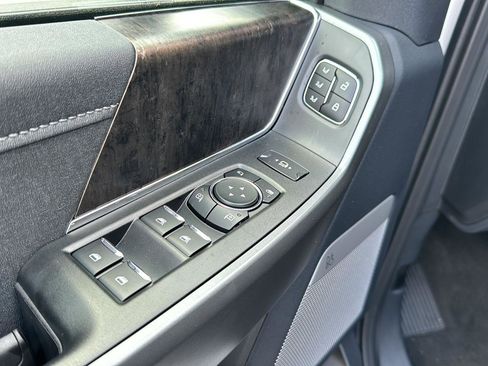 New 2026 Ford F250 Lariat image 40