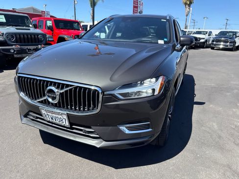Used 2021 Volvo XC60 T8 Inscription AWD/4WD image 3