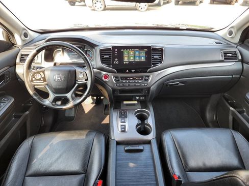 Used 2022 Honda Pilot Special Edition image 3