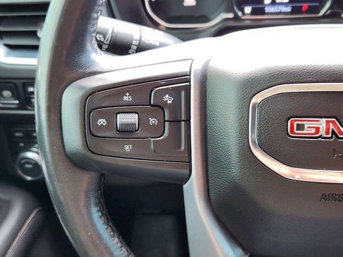 Used 2021 GMC Yukon XL SLT AWD/4WD image 19