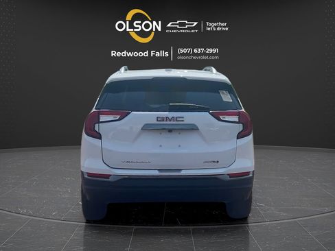 Used 2022 GMC Terrain AT4 AWD/4WD image 4