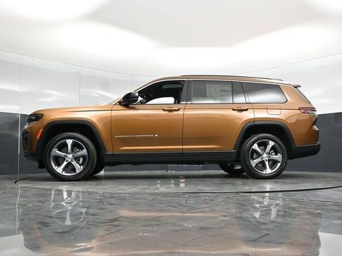 New 2026 Jeep Grand Cherokee L Limited AWD/4WD image 62