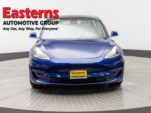 Used 2018 Tesla Model 3 Performance AWD/4WD image 2