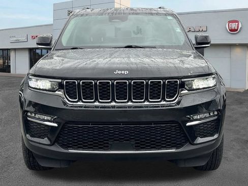 Used 2023 Jeep Grand Cherokee Limited AWD/4WD image 2