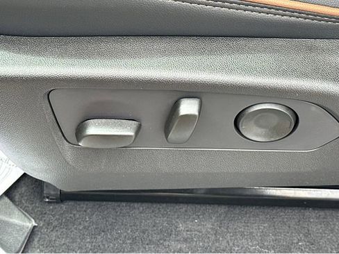 New 2026 GMC Canyon AT4 AWD/4WD image 34