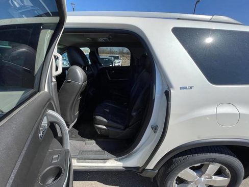 Used 2011 GMC Acadia SLT image 22