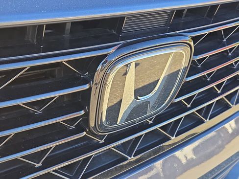 Used 2023 Honda Accord Touring image 4