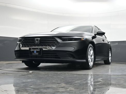 Certified 2026 Honda Accord LX image 28
