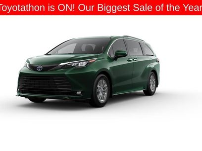 New 2025 Toyota Sienna XLE