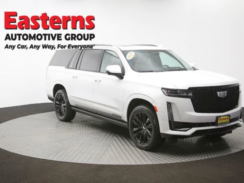 Used 2022 Cadillac Escalade ESV Sport w/ Touring Package image 58