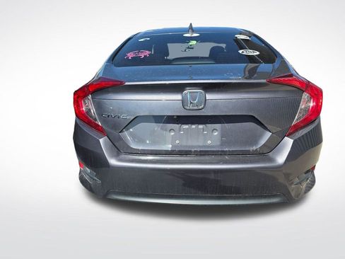 Used 2017 Honda Civic EX image 5