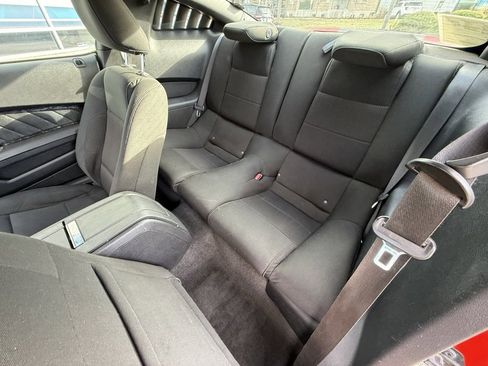 Used 2011 Ford Mustang Coupe w/ 101A Rapid Spec Order Code image 27