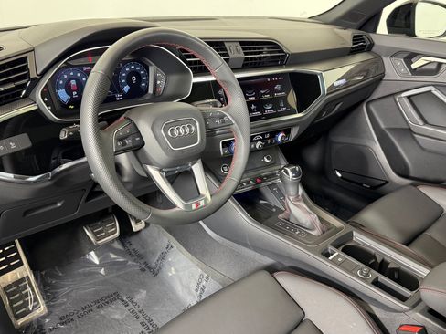 Used 2025 Audi Q3 2.0T Premium Plus w/ Premium Plus Package image 4