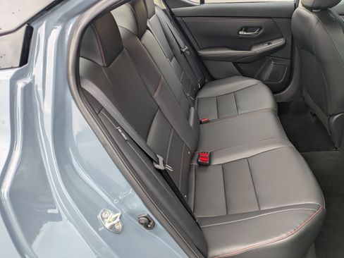 Used 2024 Nissan Sentra SR w/ SR Premium Package image 26