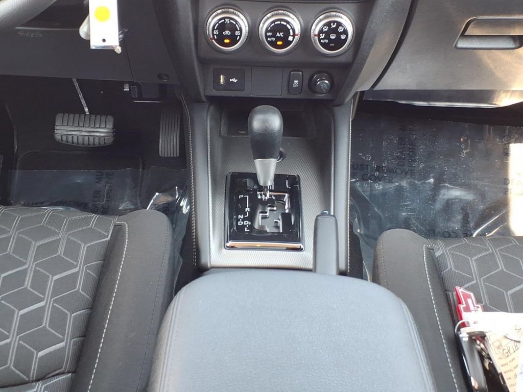 Used 2024 Mitsubishi Outlander Sport ES AWD/4WD image 16