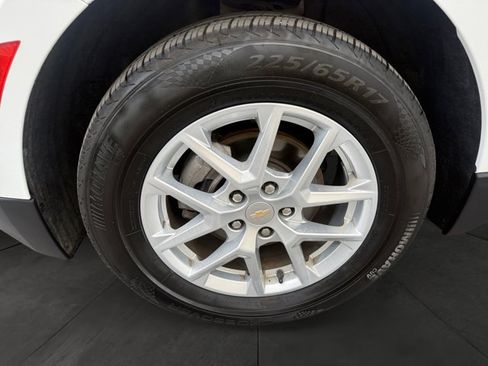Used 2022 Chevrolet Equinox LT AWD/4WD image 9