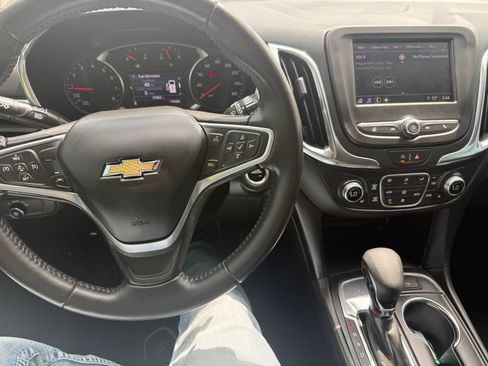 Used 2022 Chevrolet Equinox LT image 14