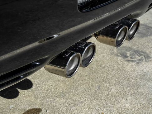 Used 2004 Chevrolet Corvette Coupe w/ Roof Package image 36