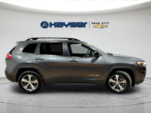 Used 2022 Jeep Cherokee Limited AWD/4WD image 18