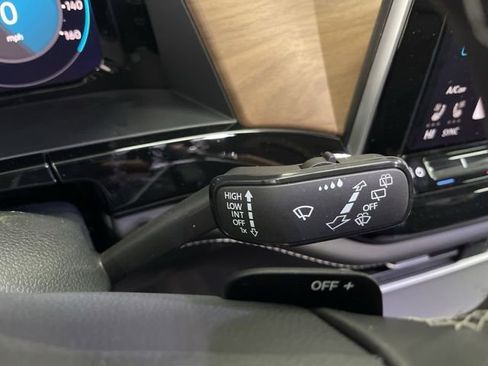 New 2026 Volkswagen Atlas SE image 20