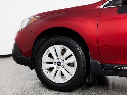 Used 2018 Subaru Outback 2.5i image 6