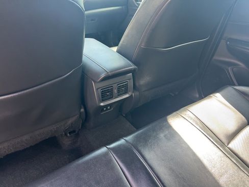 Used 2021 Toyota Venza Limited w/ Advanced Technology Package image 23