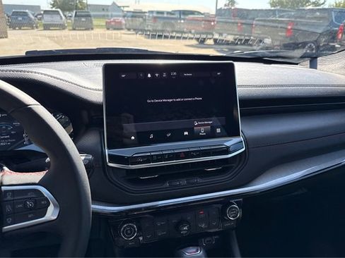 Used 2024 Jeep Compass Trailhawk image 13