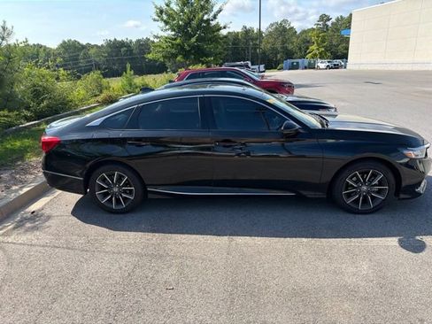 Used 2022 Honda Accord EX-L image 3