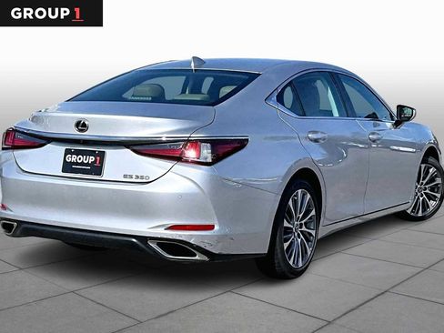 Used 2020 Lexus ES 350 w/ Premium Package image 10