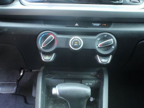Used 2021 Kia Rio LX FWD image 10