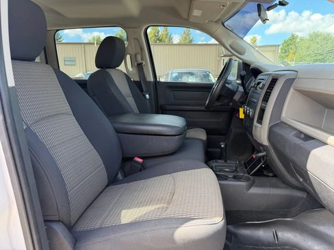 Used 2012 RAM 2500 ST w/ Chrome Appearance Group AWD/4WD image 19