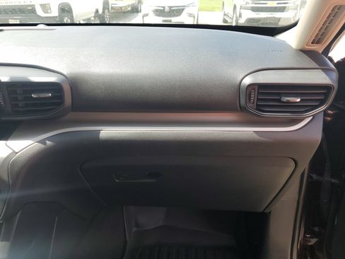 Used 2020 Ford Explorer XLT AWD/4WD image 34
