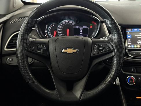 Used 2019 Chevrolet Trax LS w/ Tint and Cruise Package image 35