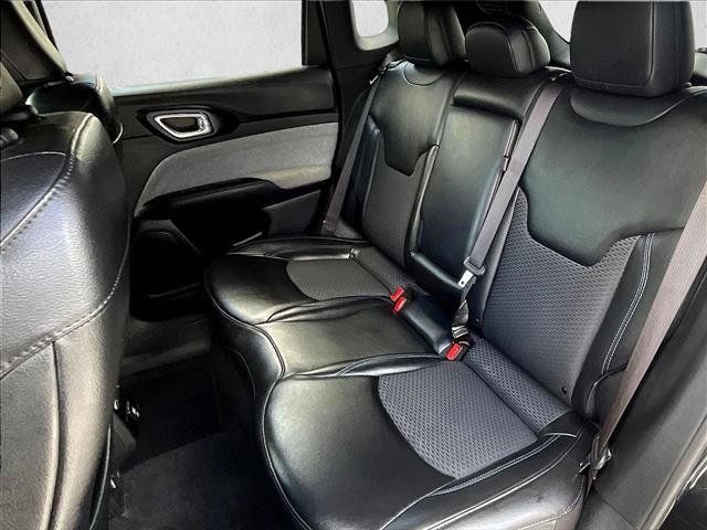 Used 2023 Jeep Compass Latitude AWD/4WD image 28